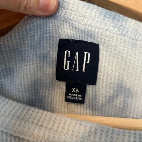 💕MUST GO free shipping! GAP Waffle-Knit Tie-Dye T-Shirt - Blue/White - XSmall - Picture 3 of 8